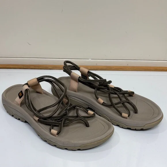 Women's Teva Hurricane Sandals - Picture 2 of 9